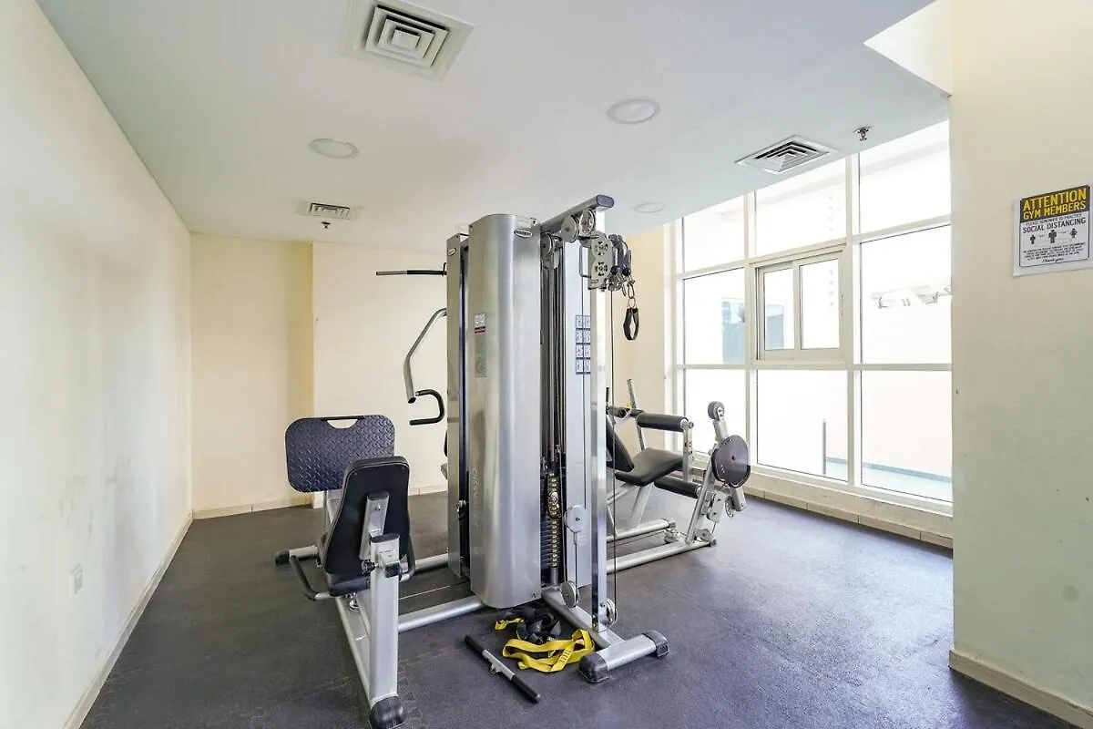 Apartamento Amazing Studio For 2 In Sports City Dubái