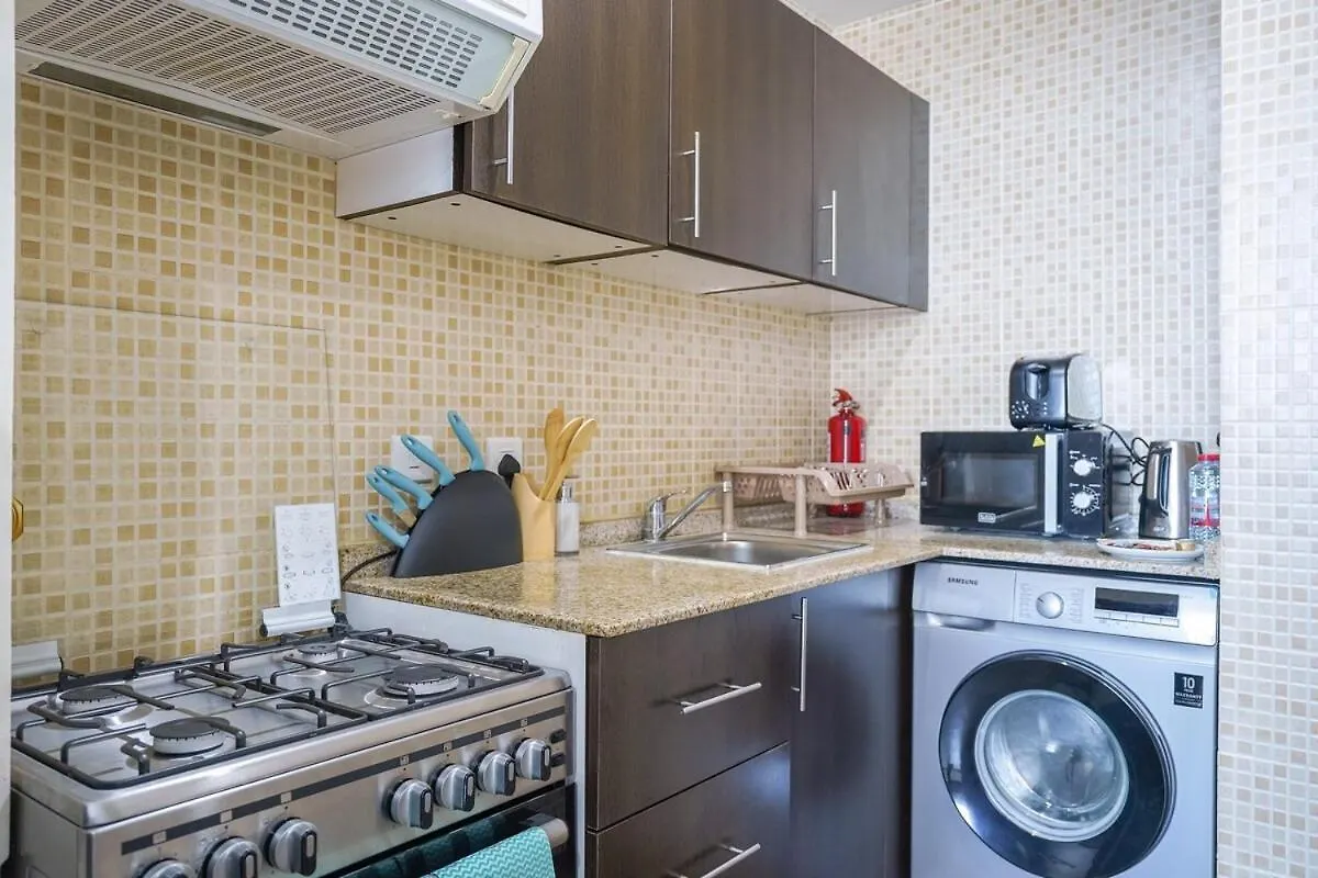 Amazing Studio For 2 In Sports City Dubái